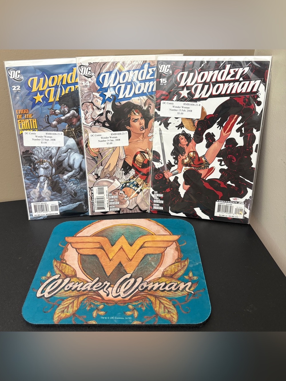 DC Wonder Woman Comic Book Lot of 3 and Mousepad